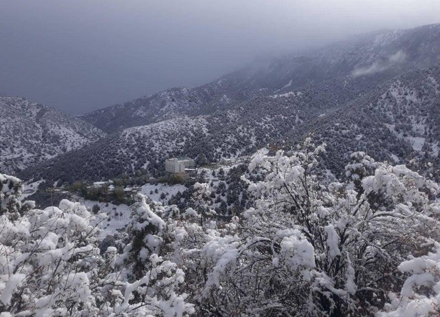 В Джизакской области выпал снег
