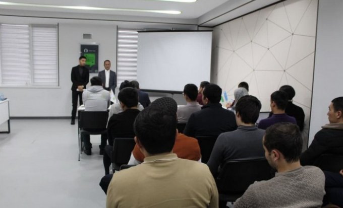 Жиззах шаҳридаги IT-parkда Jizzakh Digital accelerator Pitch Day дастури бўлиб ўтди