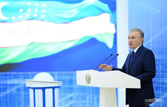 Президент Узбекистана дал старт первым инвестиционным проектам в технопарке Заамина